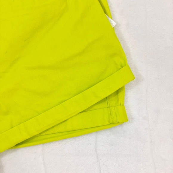 NWT Old Navy Lime Green Shorts - Picture 3 of 5